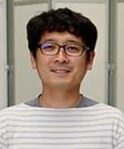 小松　俊介